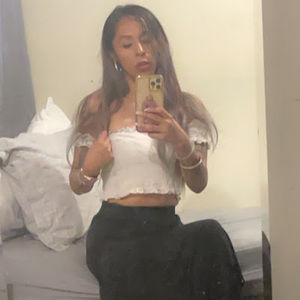 Meet your Posher, Edith ale